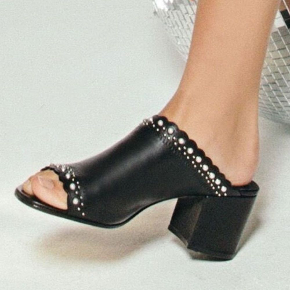 Pour La Victoire Amele Black Leather Mule Sz 9.5